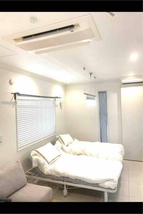Small Villa Tokyo 渋谷まで2駅10分 青山一丁目駅徒歩3分一軒家ペット歓迎お子様歓迎駐車場あり6人までok Esterno foto